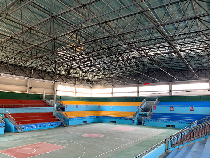 大石桥体育馆网架